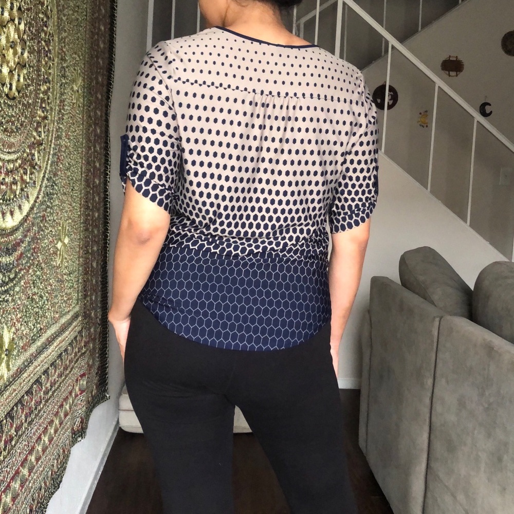 Small/Medium Contemporary Blouse - Picture 2 of 7